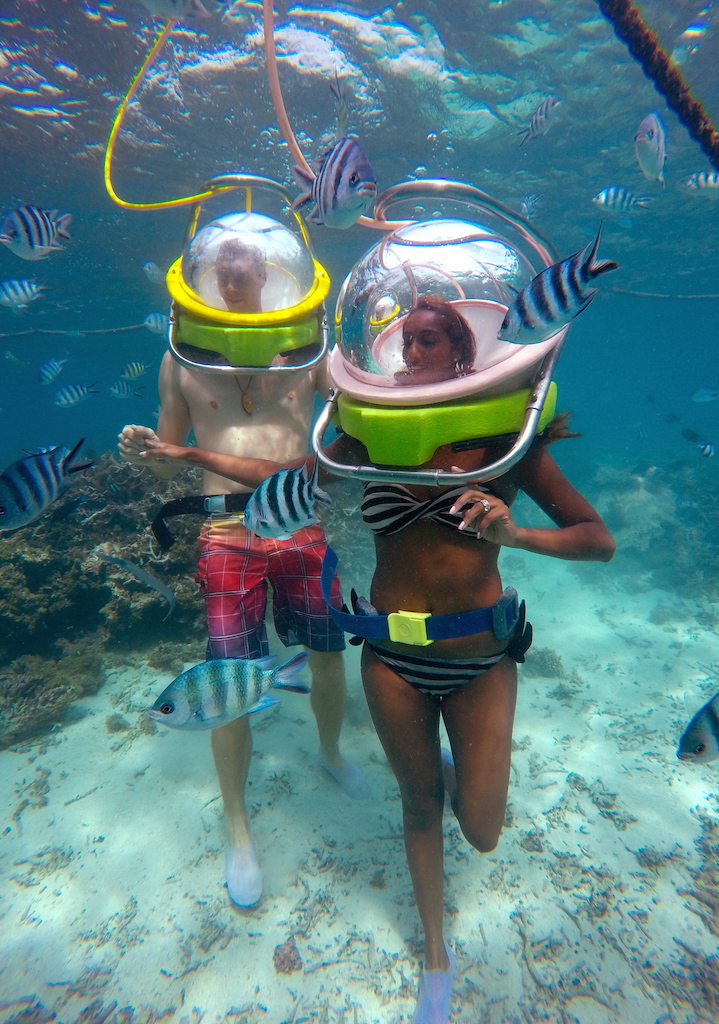 Underwater sea walk